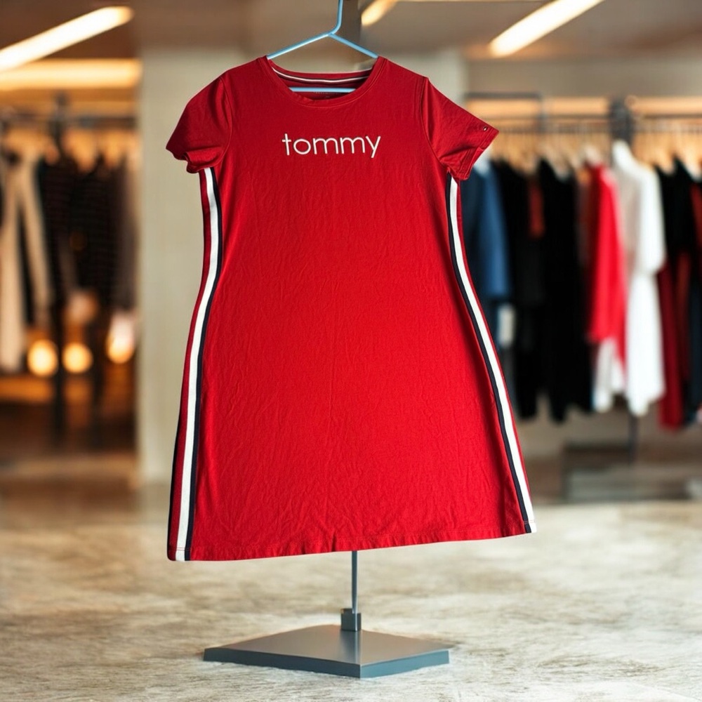 Tommy Hilfiger Women’s athletic Boho TShirt Dress Red Embroidered Knee Sheath M